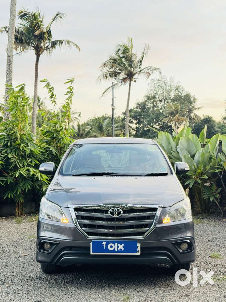 Toyota Innova 2.5 V 7 STR, 2015, Diesel