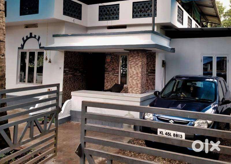 irinjalakuda beautiful 3bhk house for sale