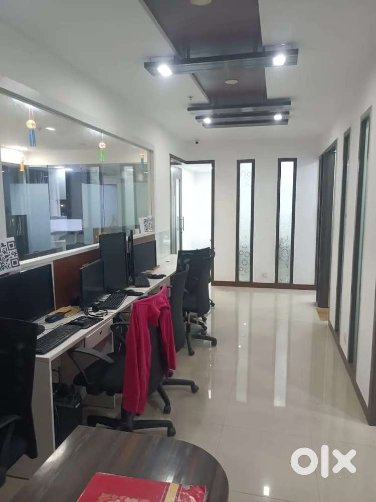 2 cabins 1 meeting room 25 w/s pantry washroom 1 car parking etc.