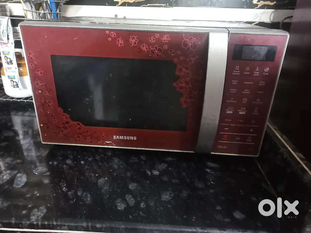 Oven for sale red colour all working