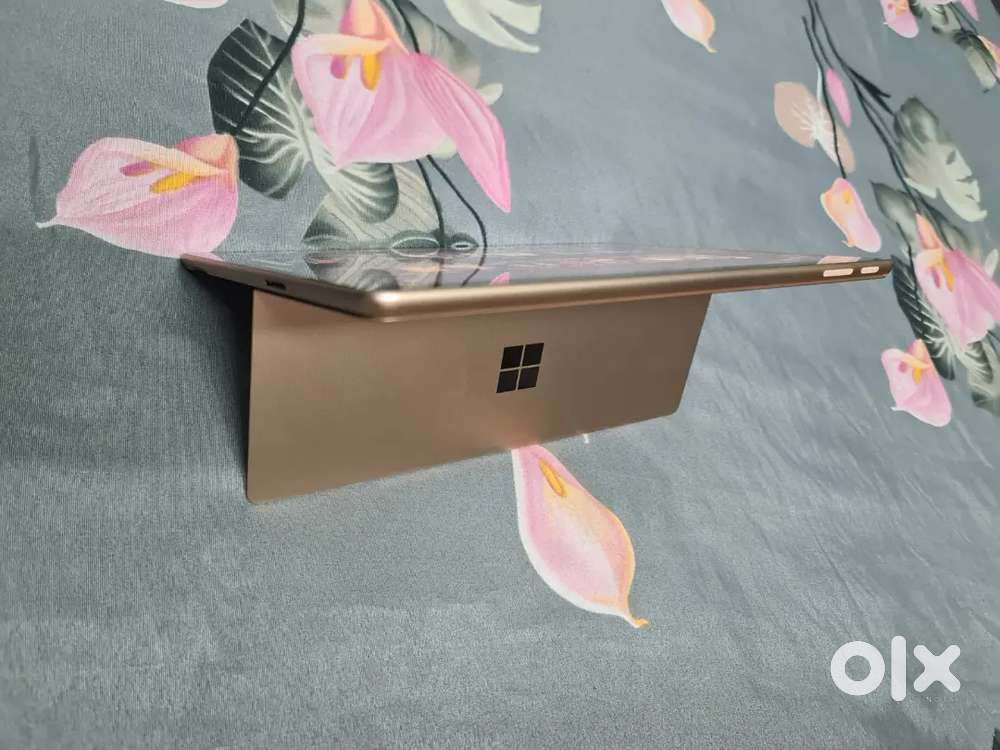 Microsoft AI Copilot Surface Pro 11