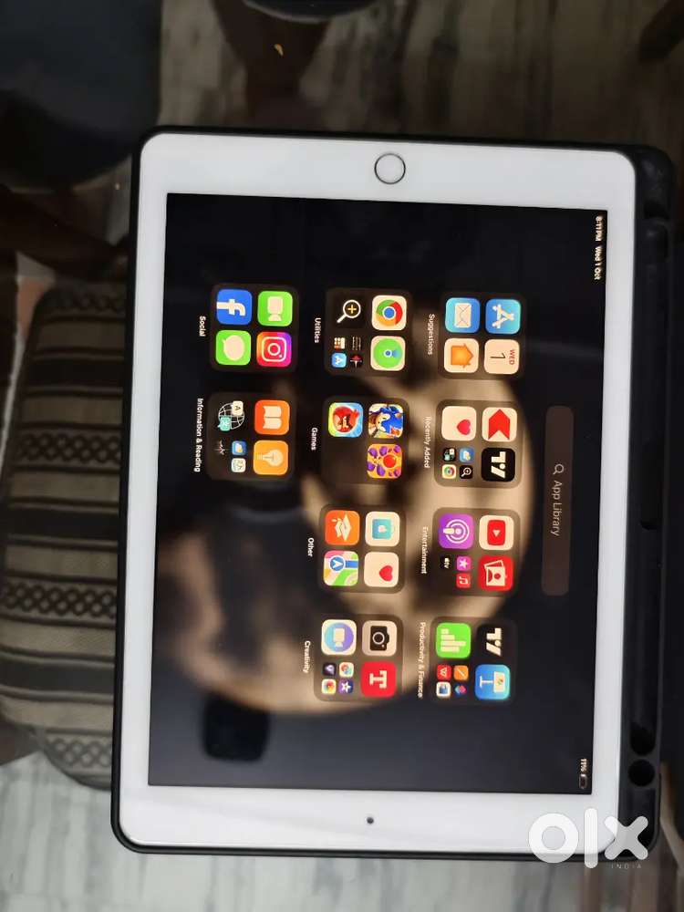 iPad 6th gen (White) Wifi 9.7inch