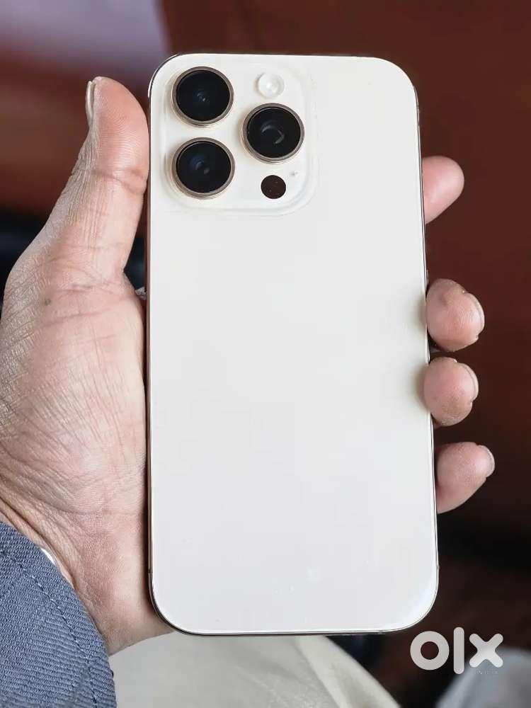 Iphone 16 pro 512 gb in warrenty