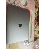 Mac book pro mid 2019 with touch bar