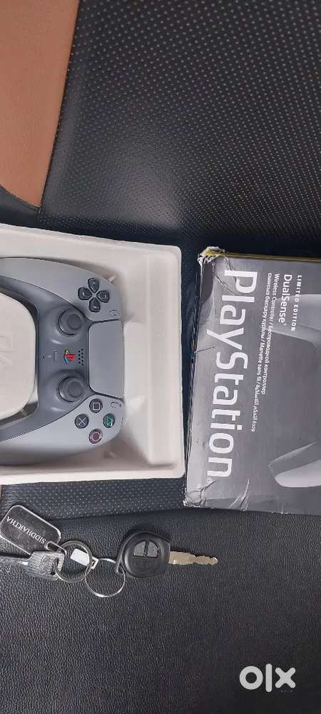 PS5 DUELSENSE CONTROLLER
