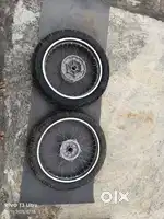 Royal enfield reborn 350 wheels