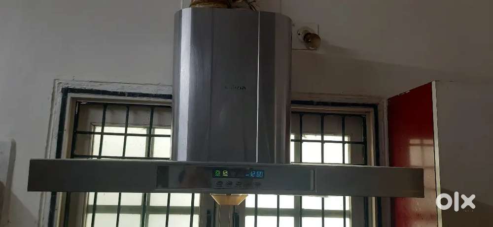 Gilma Chimney 90cm in Good Working Condition