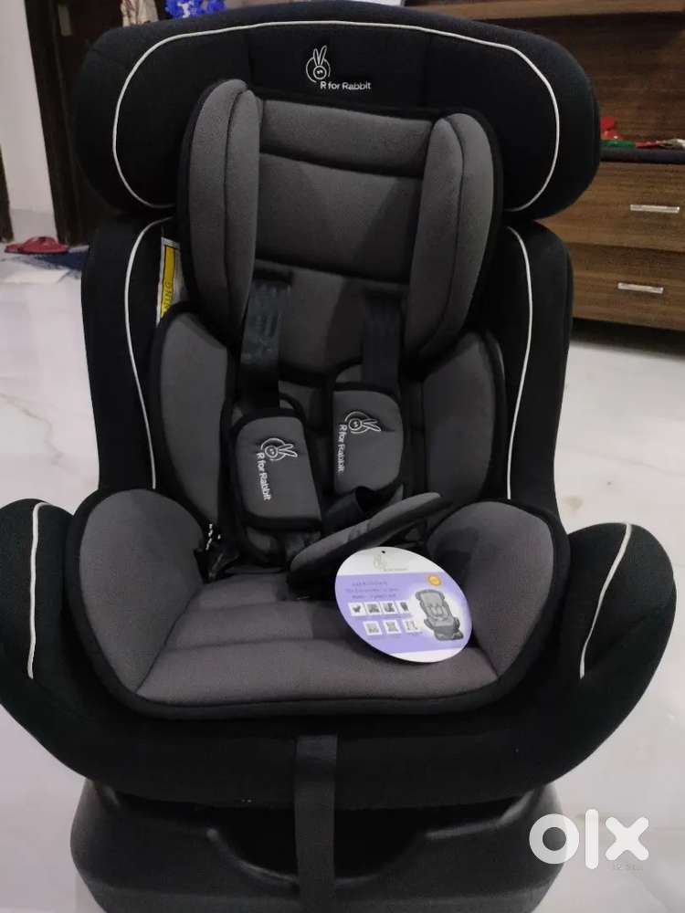 Convertible baby car seat