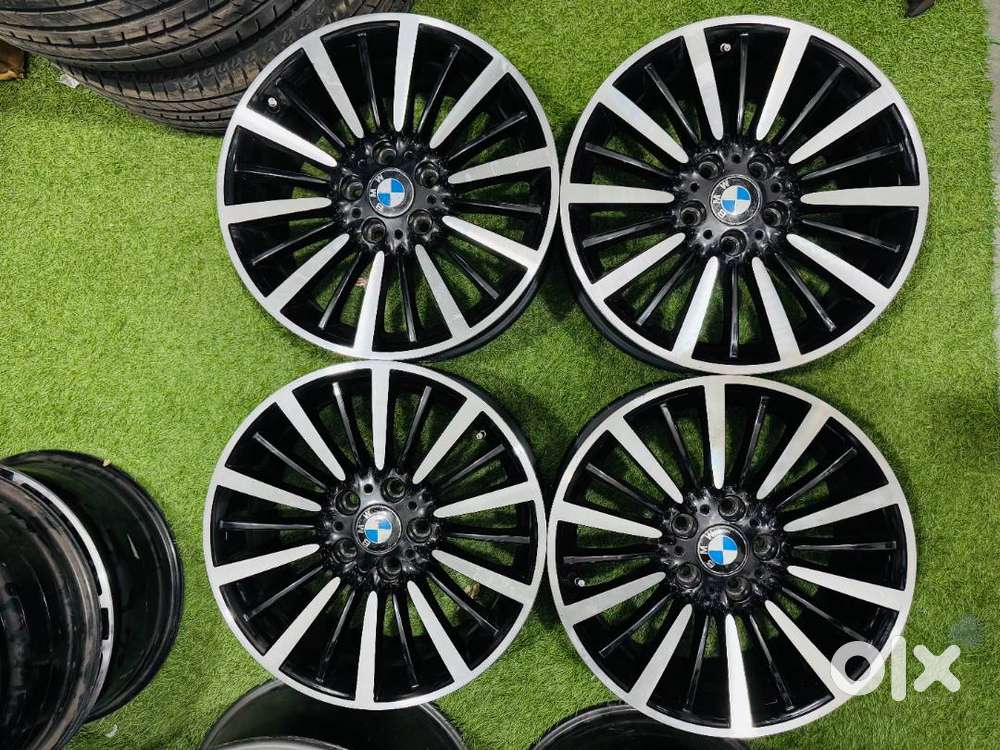 BMW GT ALLOY WHEELS 18 INCHES SET OF 4 (BEST CONDITION)