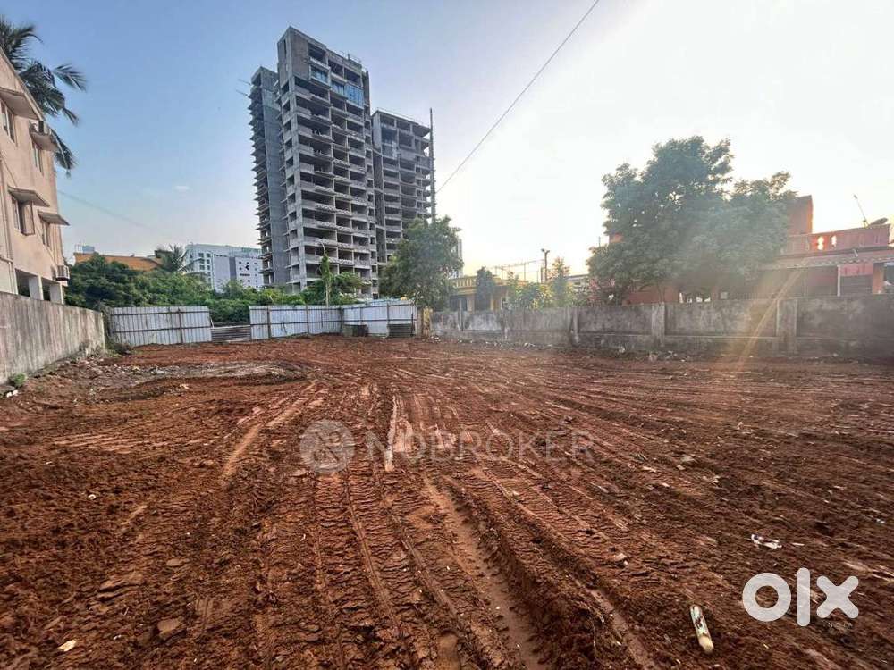 Commercial Empty Vacant Land for Rent on prime sholinganallur
