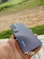 Vivo y300 5g new 10 din purano h bs