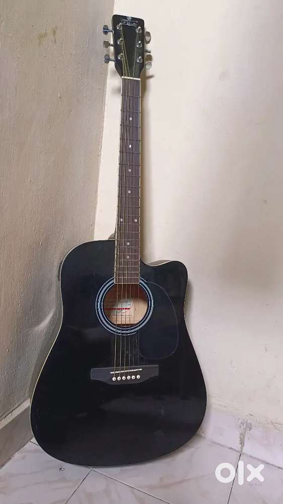 Pluto Acoustic Guitar