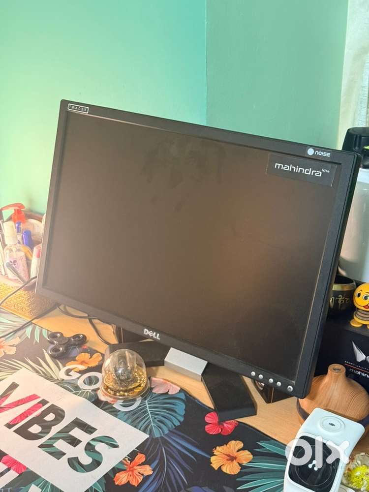 Selling Dell 22 Inch Monitor