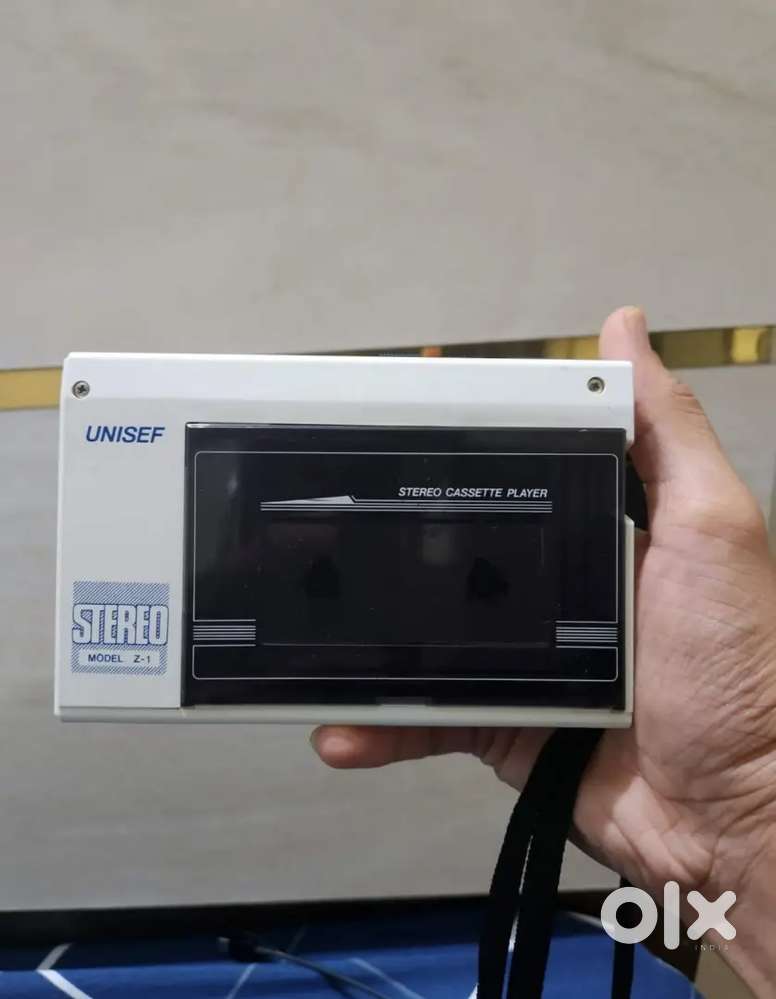Unicef vintage Japan - Cassette player