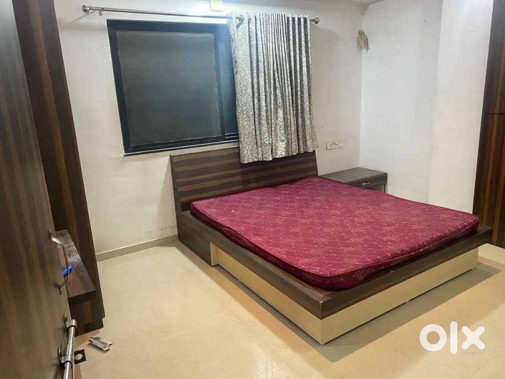 1 BHK Semi-Furnised Flat