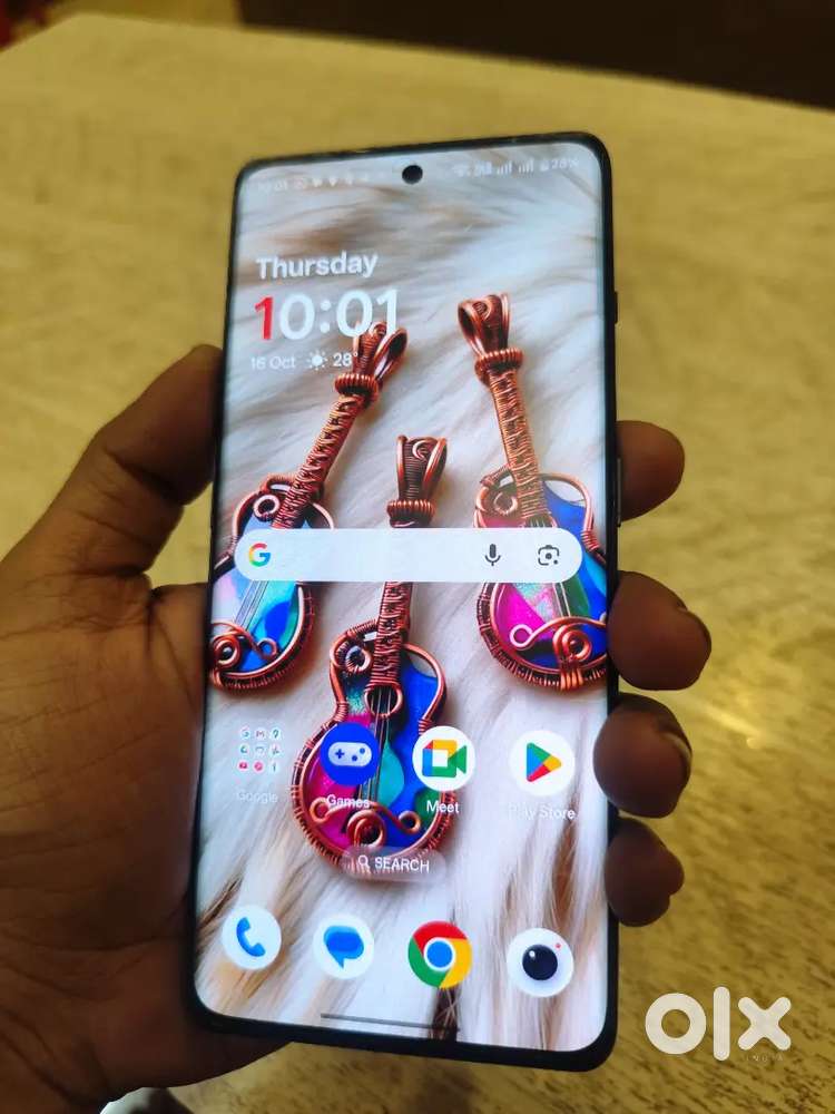 Oneplus 11R - 8GB Ram 128GB storage