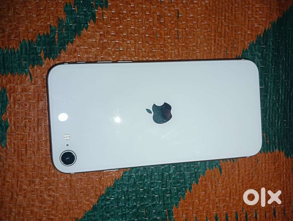 iPhone SE 2 [Exchange available]
