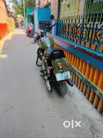 JAWA 42 MILITARY GREEN CLASSIC