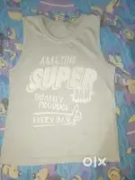 T-shirt sholder cut