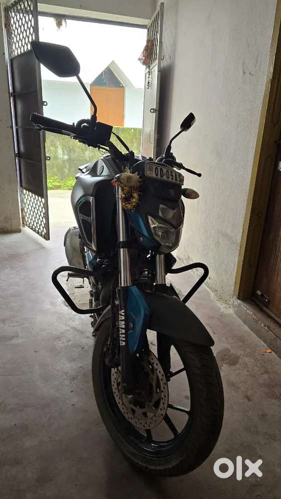 Yamaha fzs v3