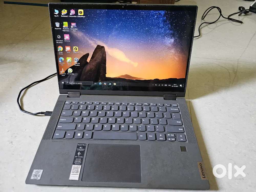 Lenovo Ideaflex 5 Laptop (Intel Core i5) Touchscheen with pen