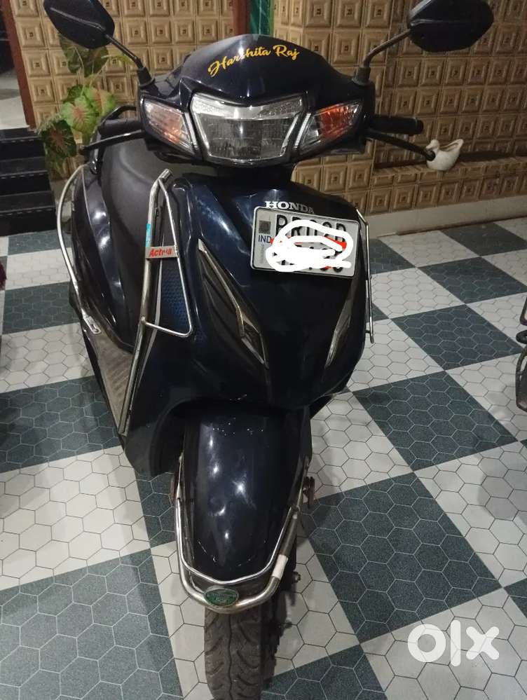 Dusri bike lena hai