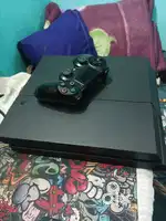 PS4 FAT 1TB WITH 15 GAMES