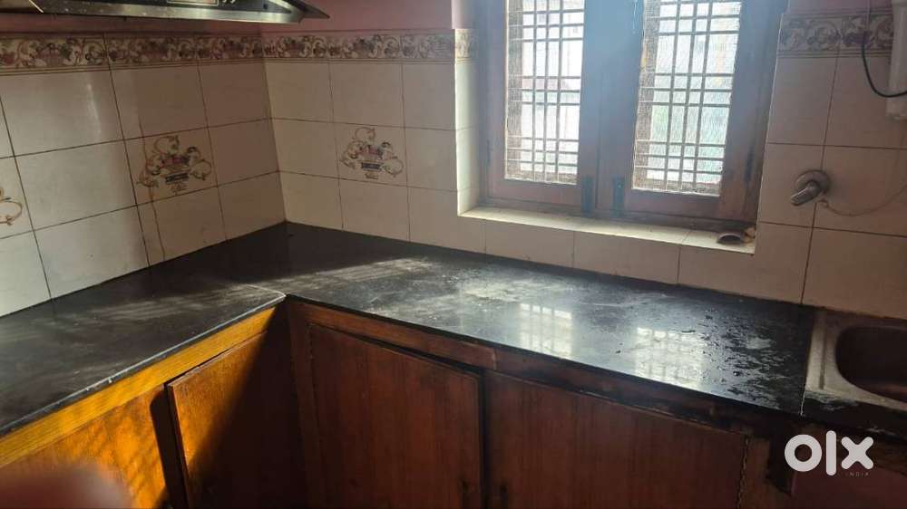 A beautiful 2 bhk in kusumkhera. 2 wheeler parking and Families only