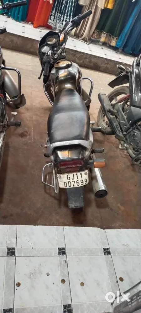 CT 100 1 OWNER TAYAR SARA BETRI NAVI PASSING CHALU