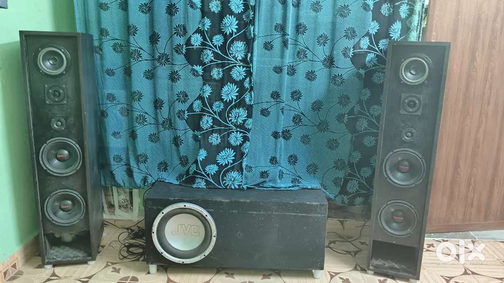 Tower box 2.1 (T line tuned) speaker and subwoofer box