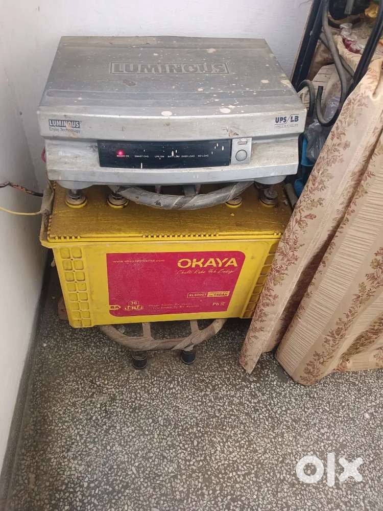 Invertor with battery