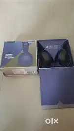 URBANEARS Unisex Blue Hellas On-EarActive
Wireless Bluetooth Headphone
