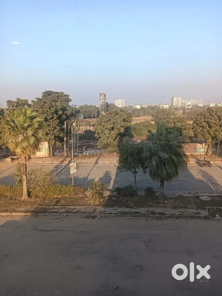 125 gaj plot AEROPARK DAYALPURA near airport mohali