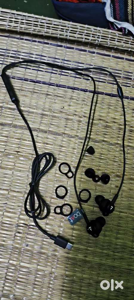Boat type c headphone