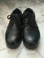 Safety shoes