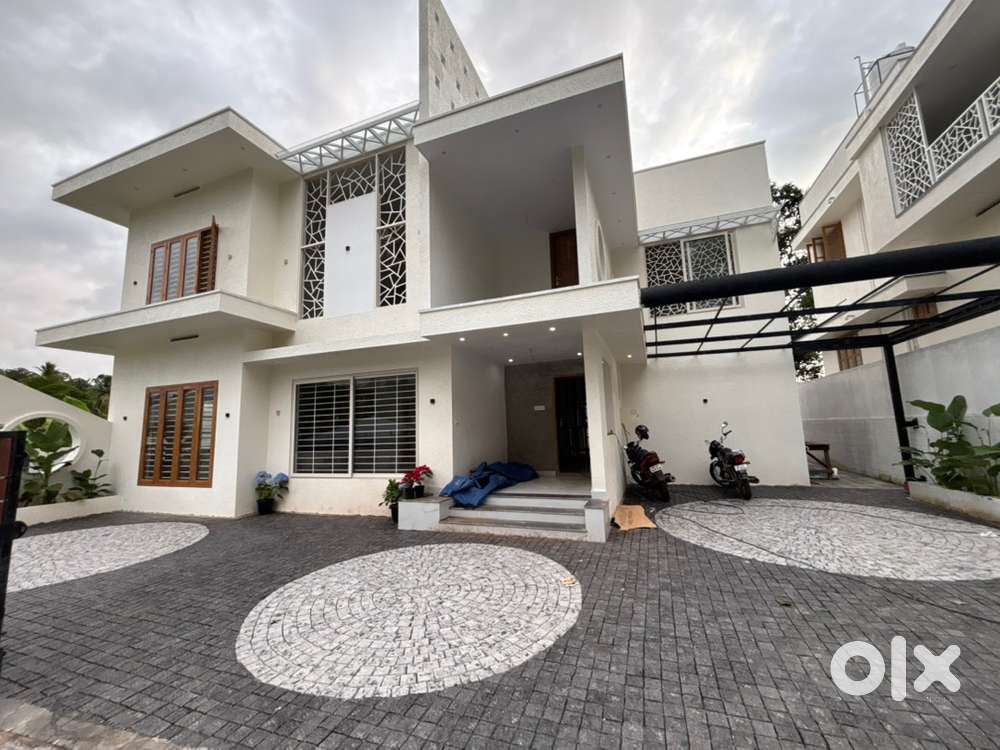 New house for sale Pothencode 7 cent Pothencode Junction 200 MTR