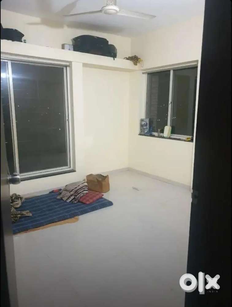 Male roommate's required for a 3bhk flat in karve nagar