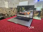 Apple Macbook Pro i7/16/512gb/5.5gb Graphics 15inch Retina Touchbar