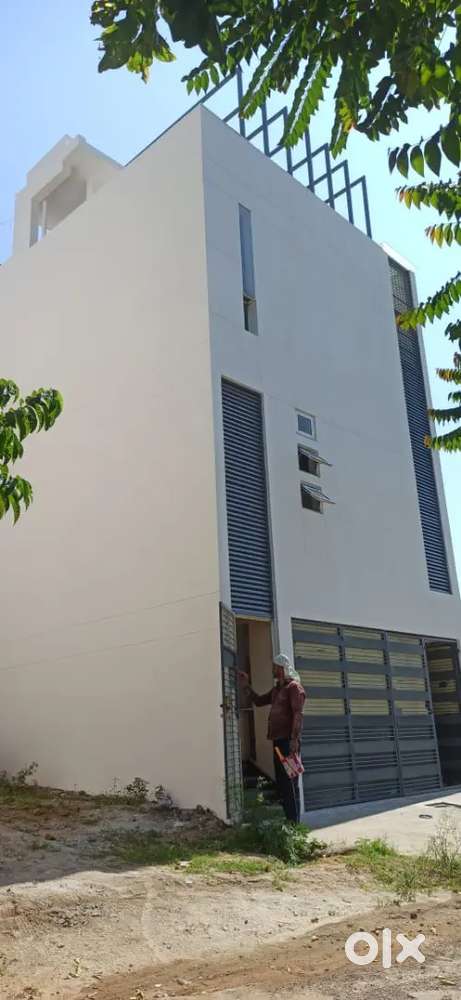 RTO east ,NH hospital opposite yaseen mosque opposite.Rajiv nager 3 st