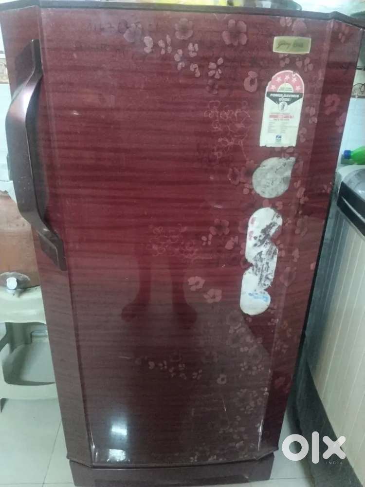 Godrej 180L 5 Star Refrigerator – Excellent Condition, Like New