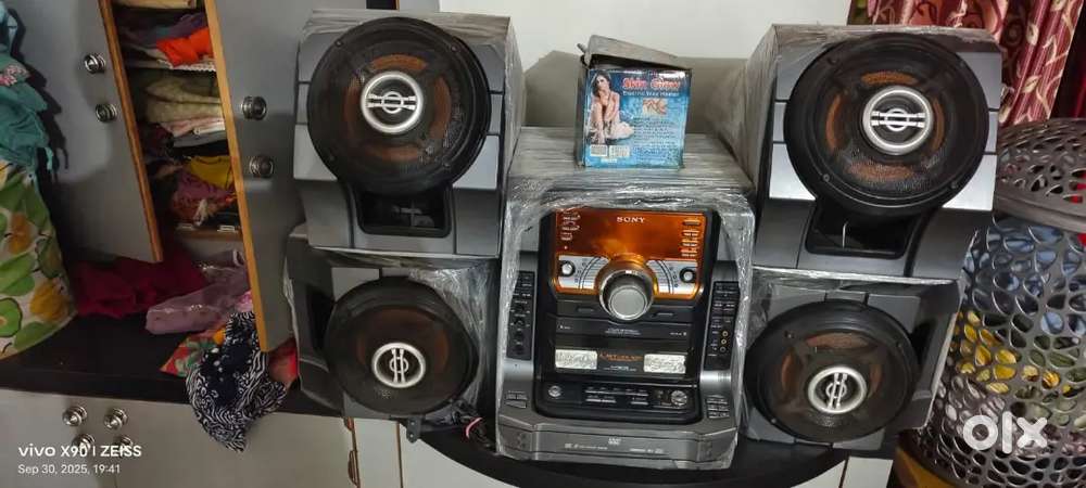 Sony music system ...samsng music system