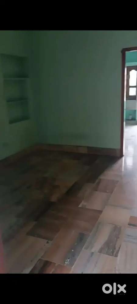 Need a girl roommate in 2 seated room