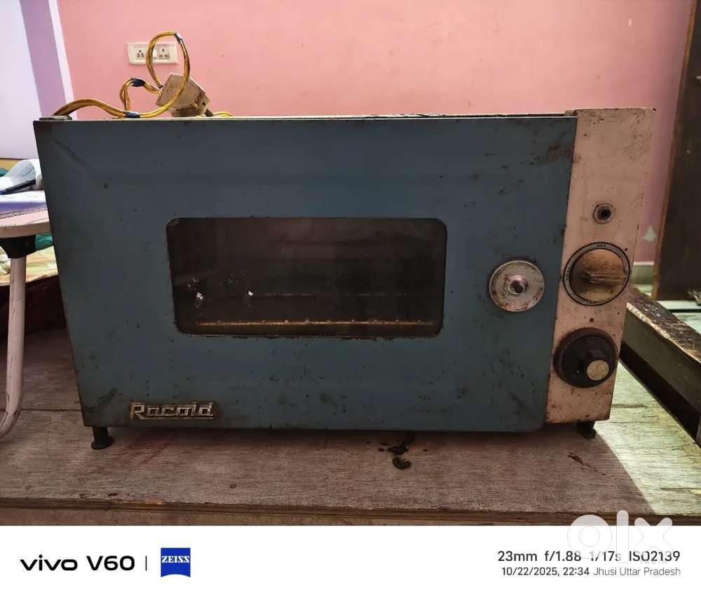 Microwave oven old style