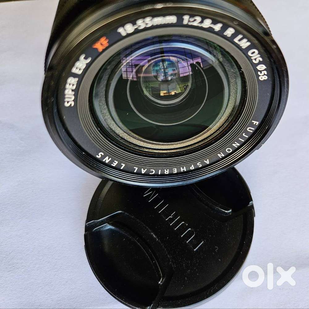 Fujifilm XF 18-55mm f/2.8-4 R LM OIS