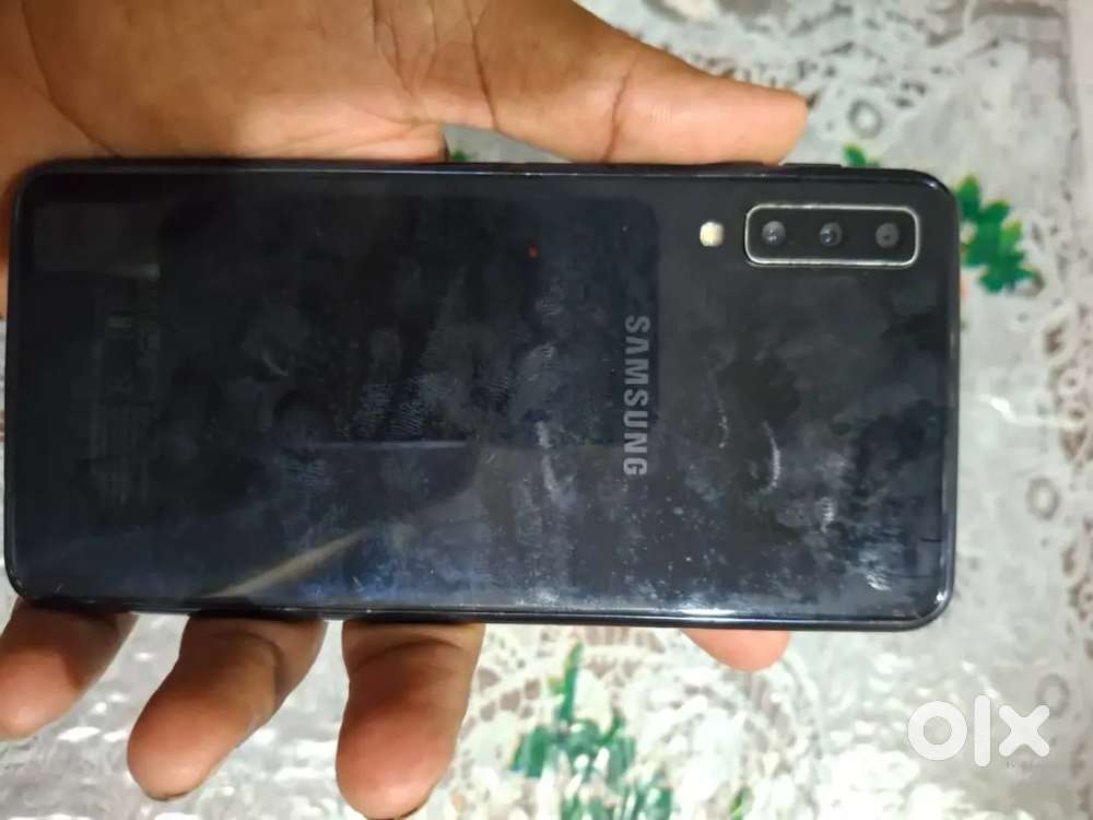 Samsung A7 2018 4g 64 rom