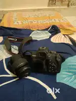 Canon EOS 1500D