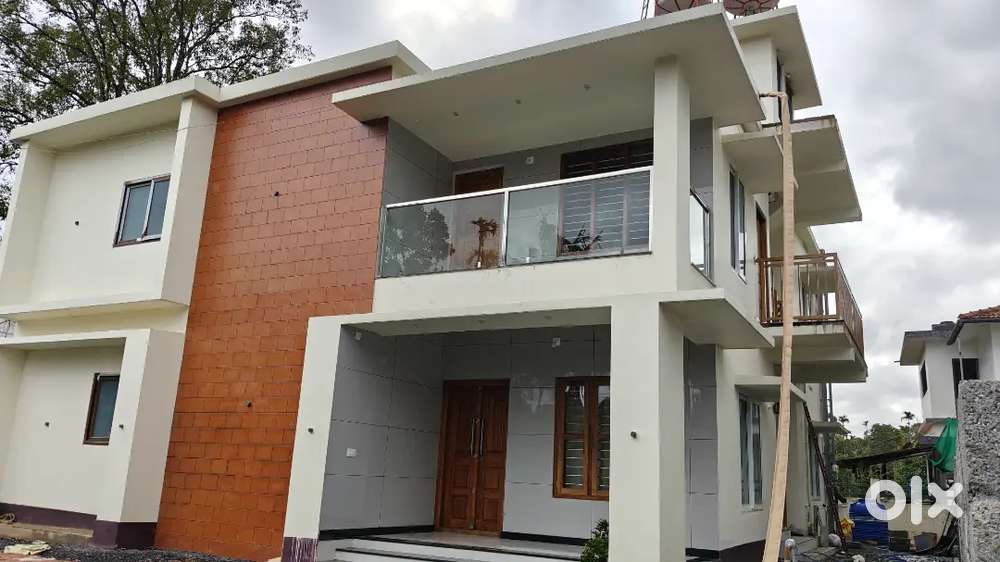 Newly constructed 3 bhk house for rent