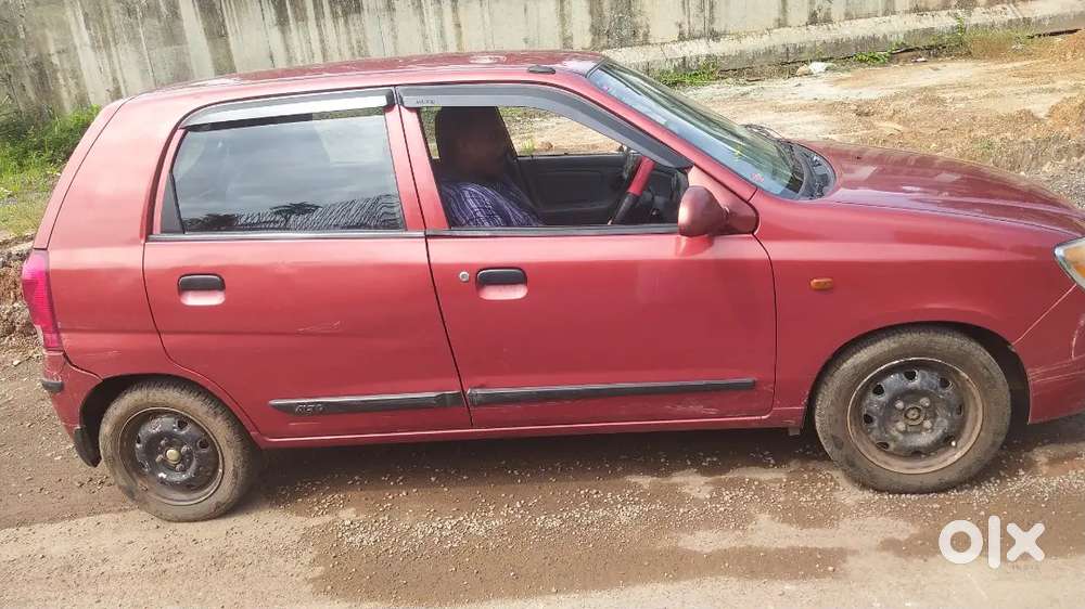Maruti Suzuki Alto K10 2011 red colour