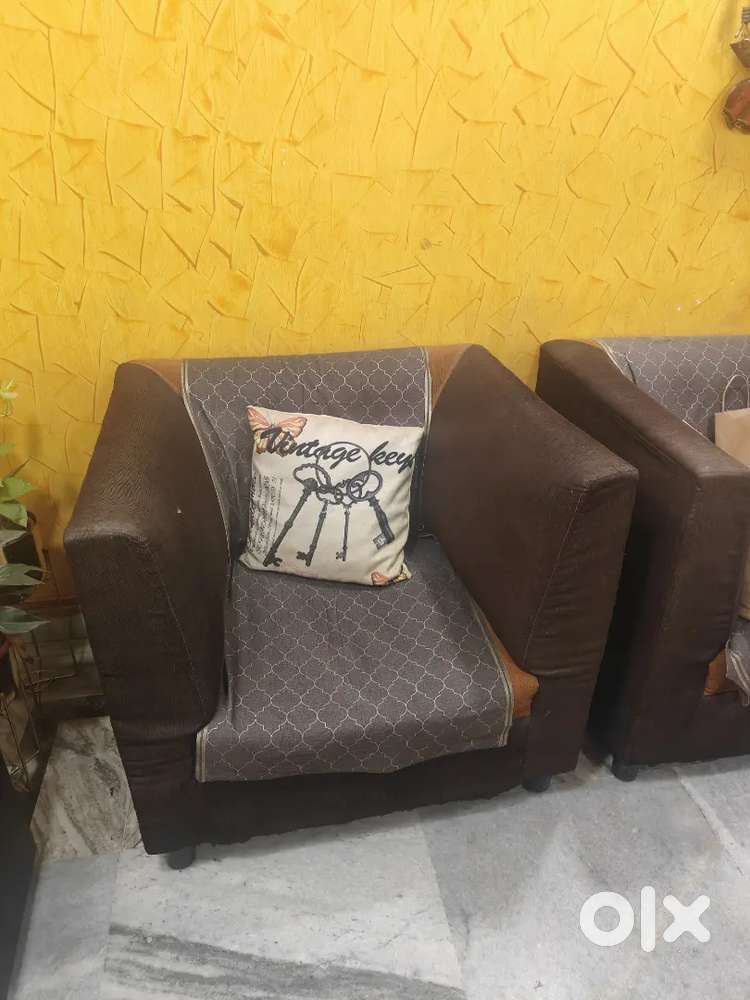 Sofa urgent sale