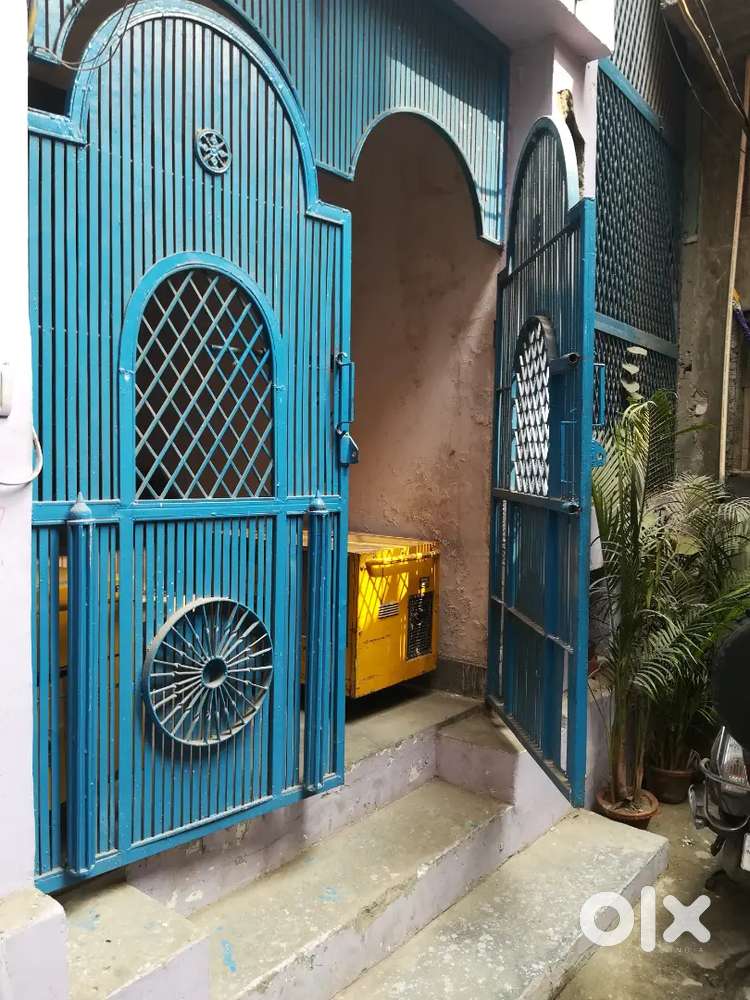 Required FEMALE ANCHOR, ACTRESS, REPORTER, EDITOR CINEMATOGRAPHER,